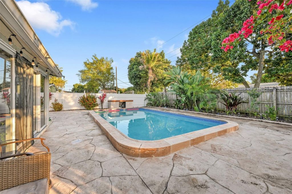 5708 NW 24th Street, Margate, FL 33063 Photo