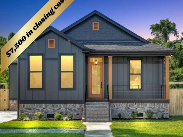 3205 POTOMAC Street, New Orleans, LA 70114