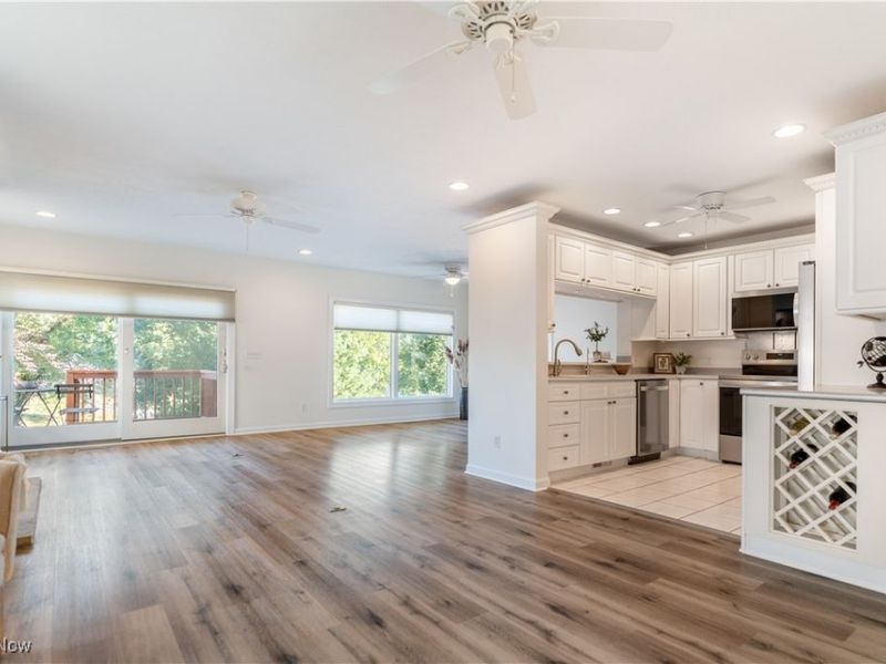 259 Oak Drive NW, North Canton, OH 44720 Photo 10