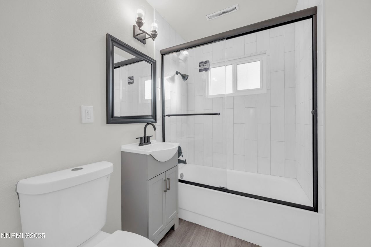 705 York Way, Sparks, NV 89431 Photo