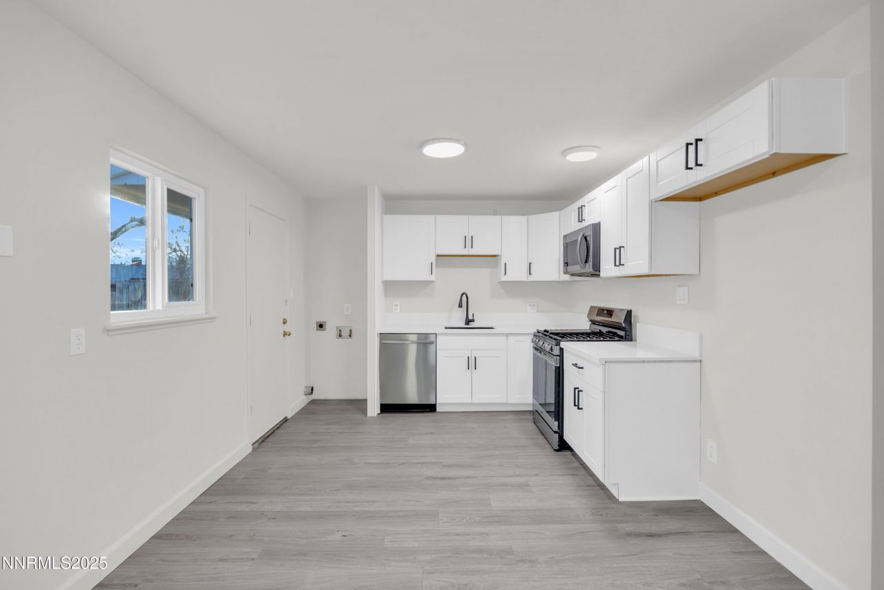 705 York Way, Sparks, NV 89431 Photo