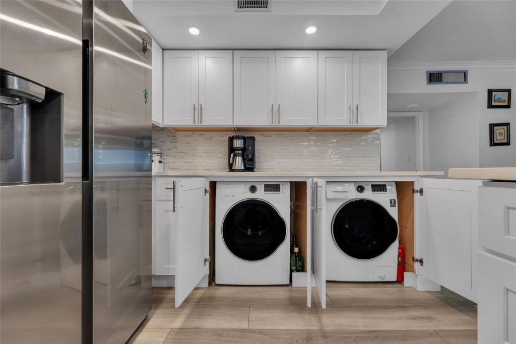 3750 Galt Ocean Drive, Unit 704, Fort Lauderdale, FL 33308 Photo