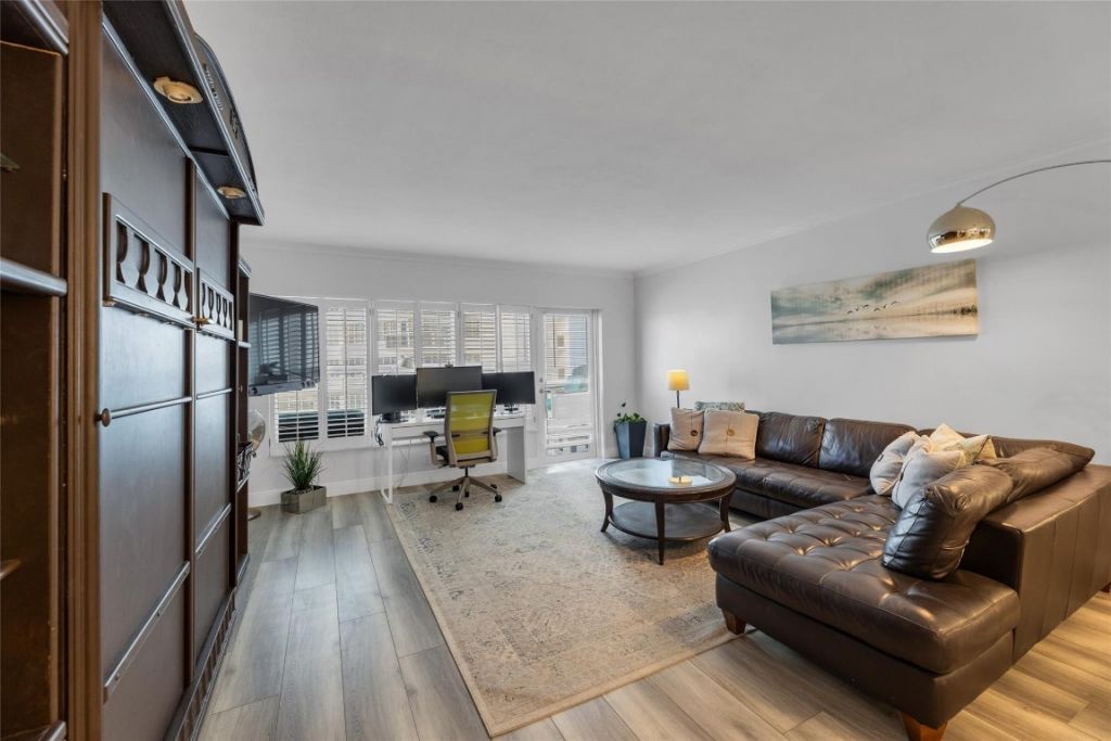 3750 Galt Ocean Drive, Unit 704, Fort Lauderdale, FL 33308 Photo