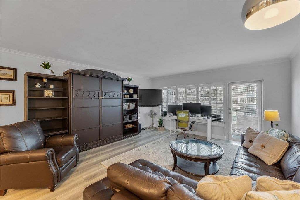 3750 Galt Ocean Drive, Unit 704, Fort Lauderdale, FL 33308 Photo