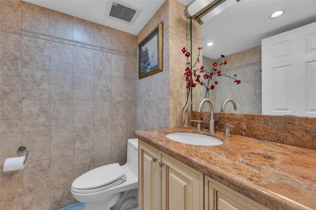 3750 Galt Ocean Drive, Unit 704, Fort Lauderdale, FL 33308 Photo