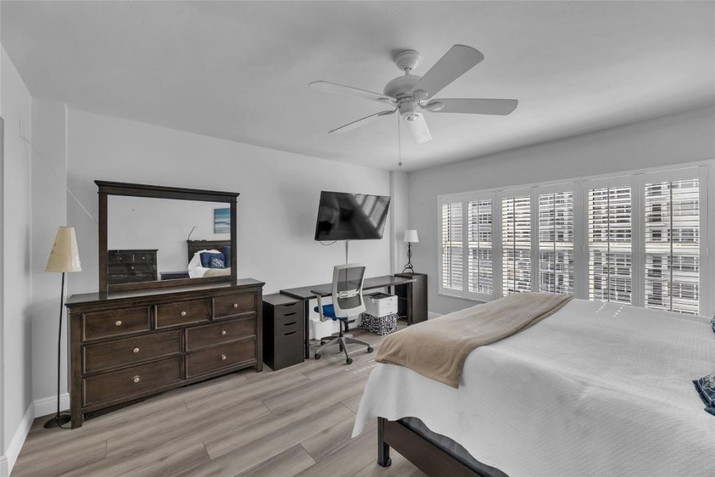 3750 Galt Ocean Drive, Unit 704, Fort Lauderdale, FL 33308 Photo