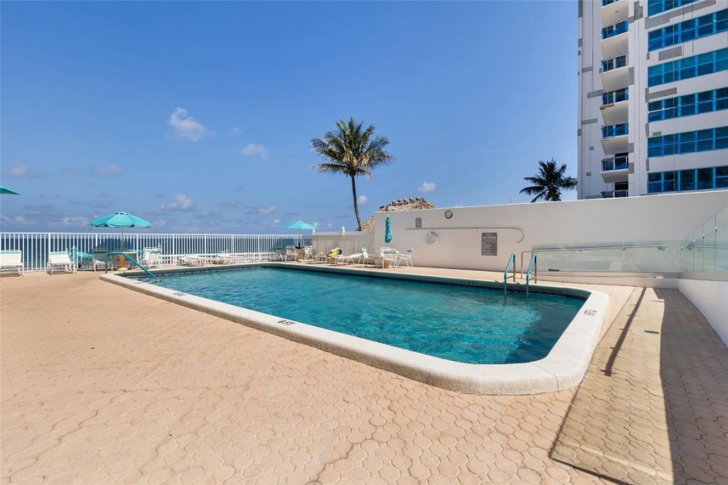 3750 Galt Ocean Drive, Unit 704, Fort Lauderdale, FL 33308 Photo
