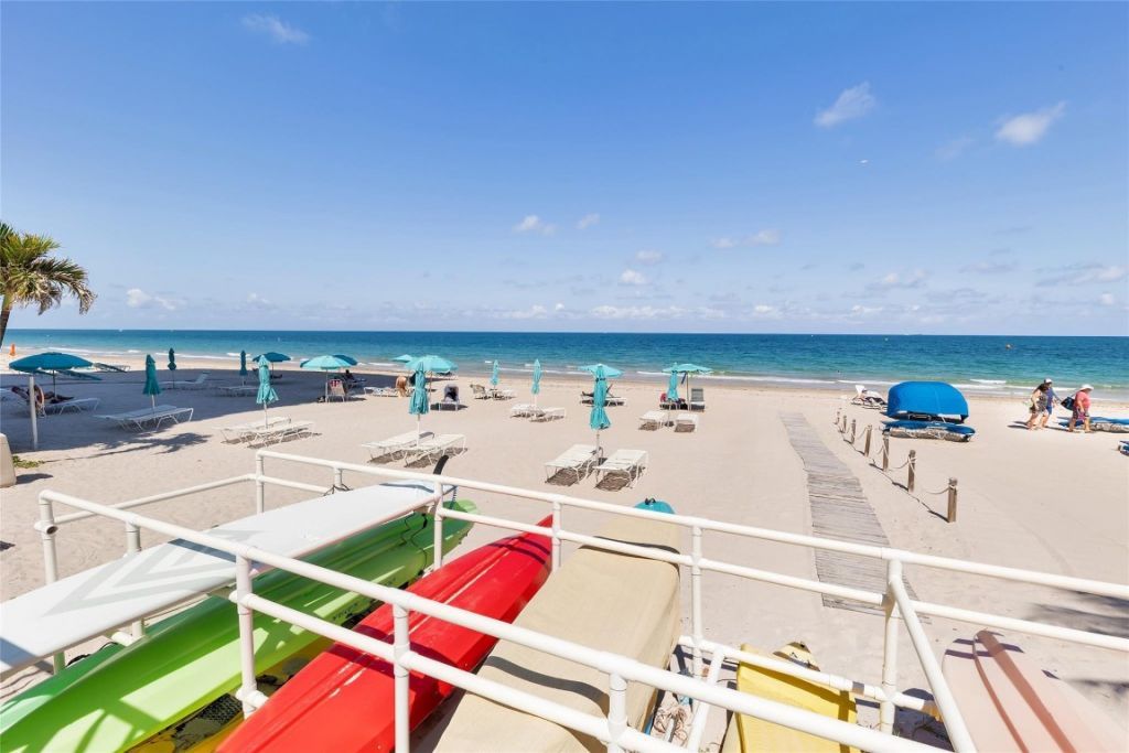 3750 Galt Ocean Drive, Unit 704, Fort Lauderdale, FL 33308 Photo