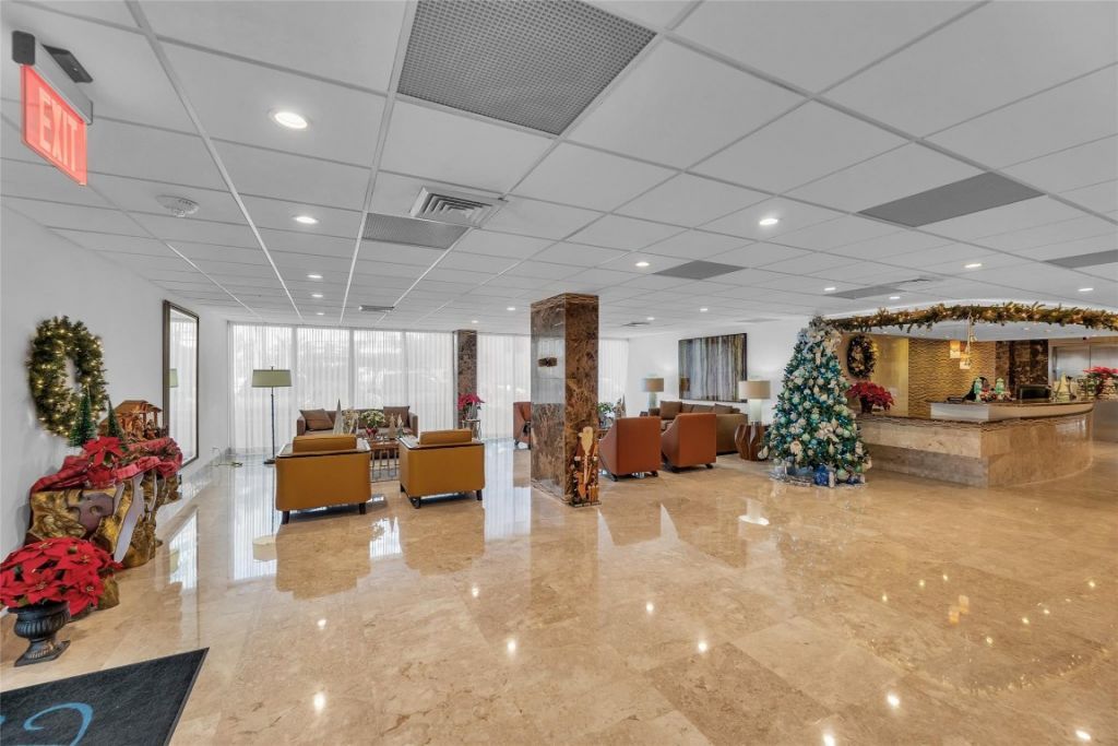 3750 Galt Ocean Drive, Unit 704, Fort Lauderdale, FL 33308 Photo