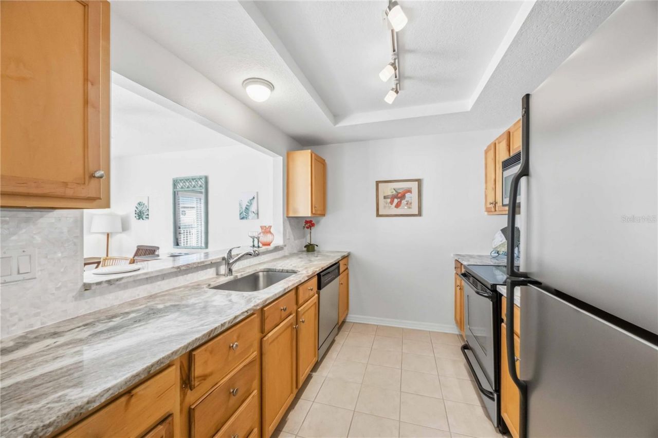 3326 N Key Drive, Unit 7, North Fort Myers, FL 33903 Photo