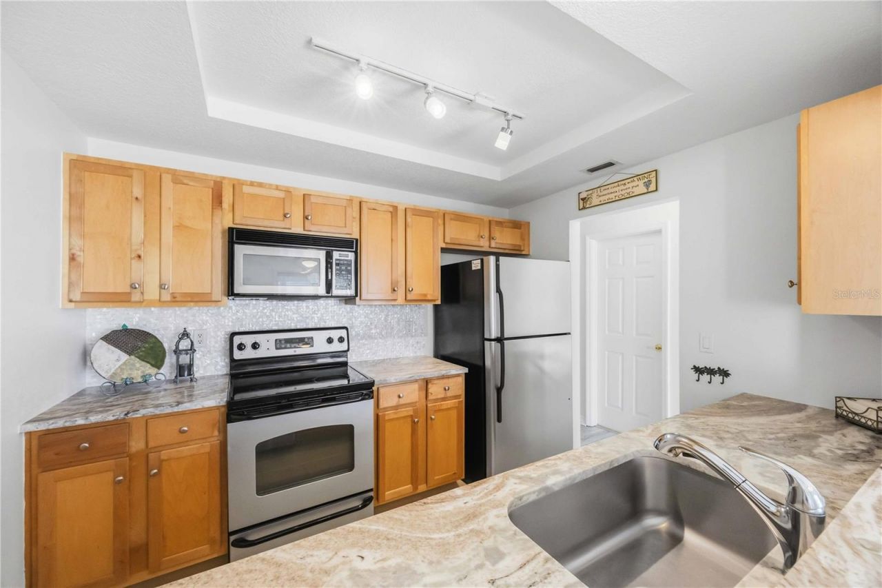 3326 N Key Drive, Unit 7, North Fort Myers, FL 33903 Photo