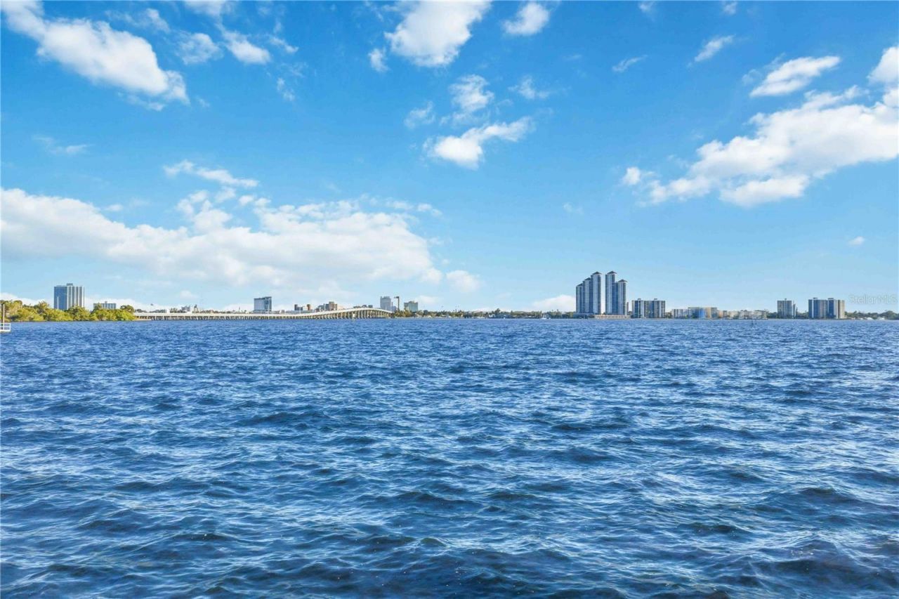 3326 N Key Drive, Unit 7, North Fort Myers, FL 33903 Photo