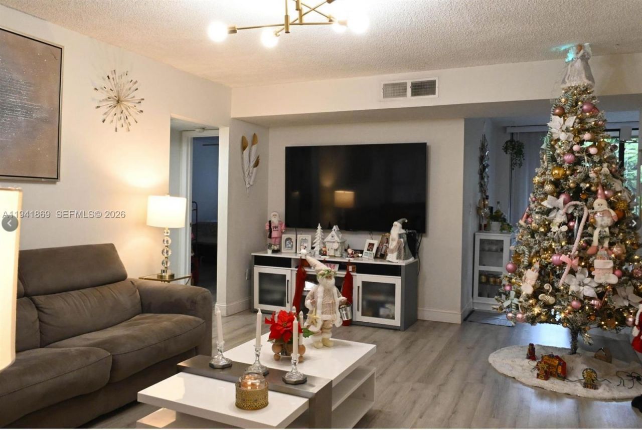 8400 SW 133rd Ave Rd, Unit 311, Miami, FL 33183 Photo