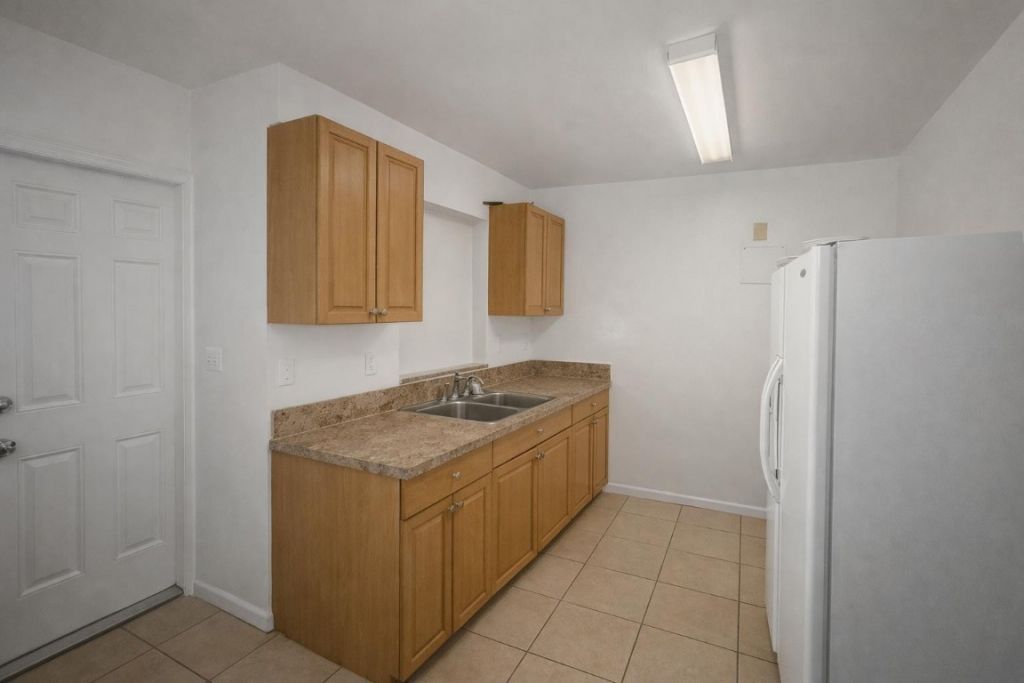 1225 NW 10th Place, Fort Lauderdale, FL 33311 Photo