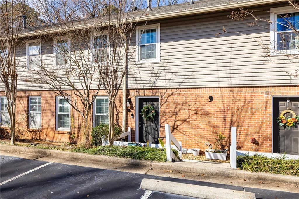 7750 Roswell Road, Unit 9G, Sandy Springs, GA 30350 Main Photo