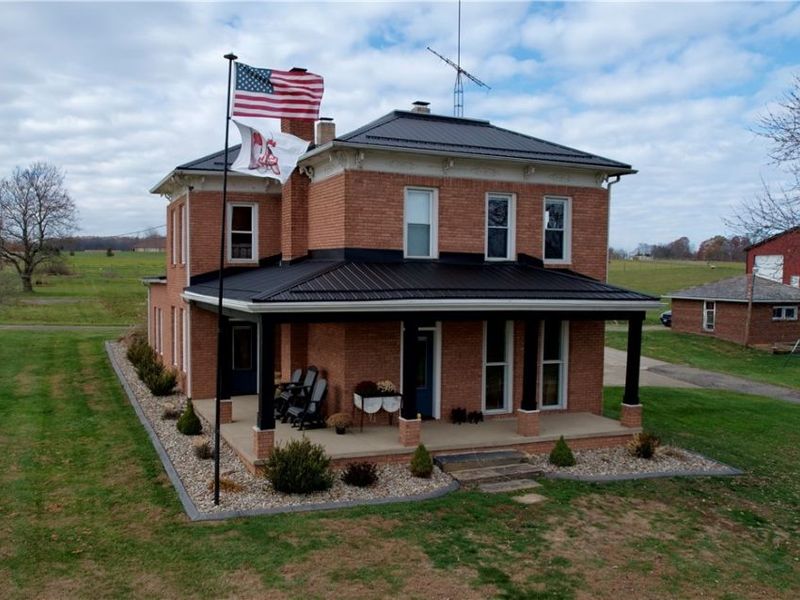 4655 Dundee Strasburg Road NW, Strasburg, OH 44680 Photo 1