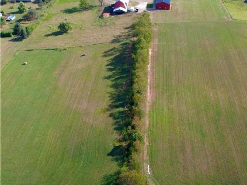 4655 Dundee Strasburg Road NW, Strasburg, OH 44680 Photo 4