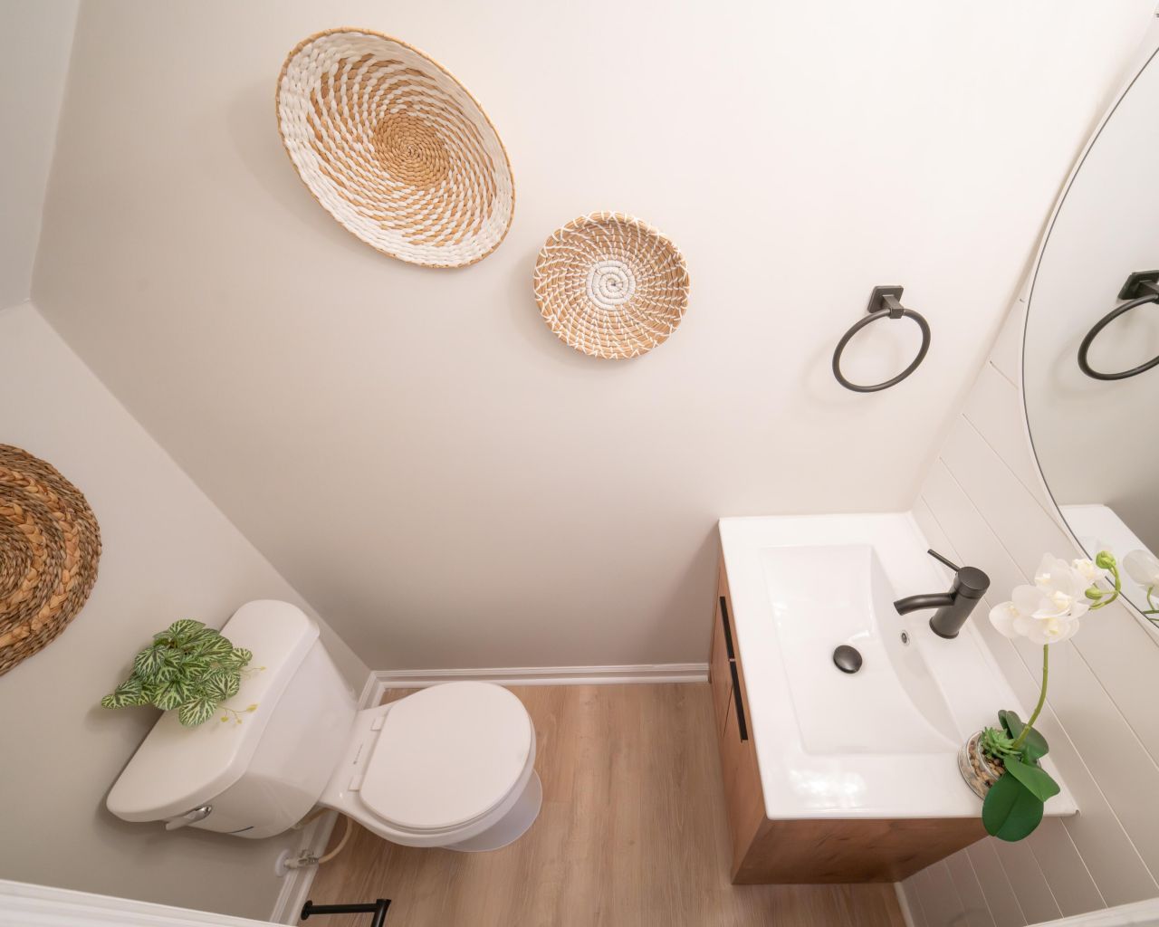 4535 Orr Street Photo 9