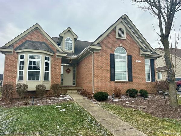 11152 Woodfield Parkway, Holly Twp, MI 48439