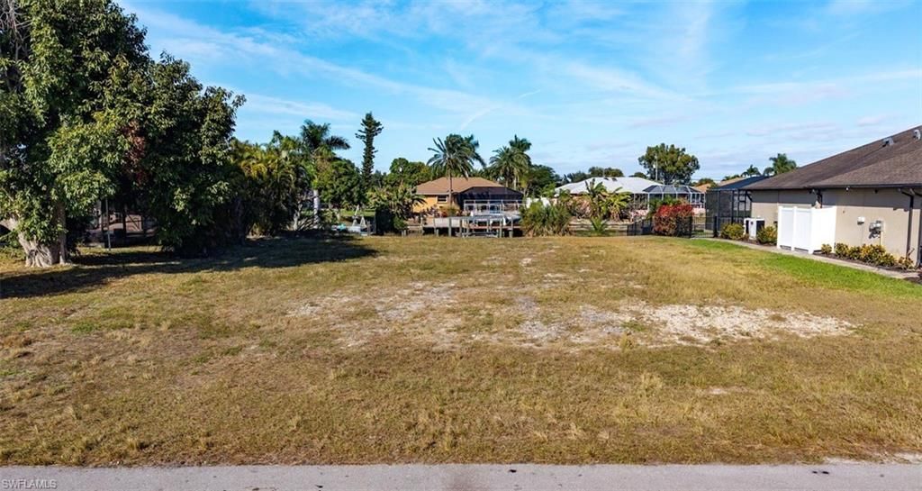107 SE 35th Ter, Cape Coral, FL 33904 Photo
