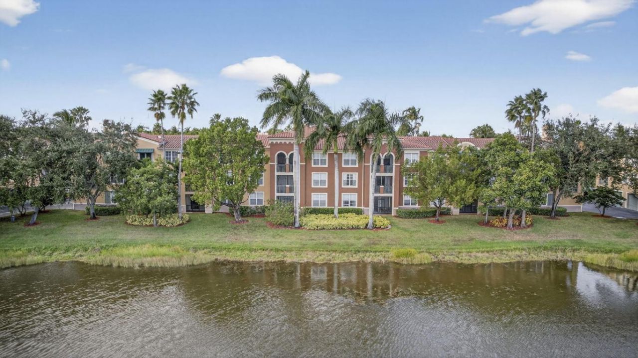 11730 Saint Andrews Place, Unit 307, Wellington, FL 33414 Photo