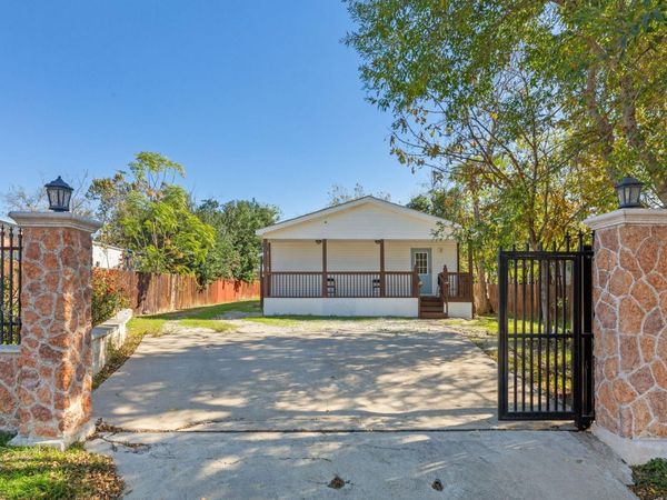 13907 Tophill CIR, Pflugerville, TX 78660