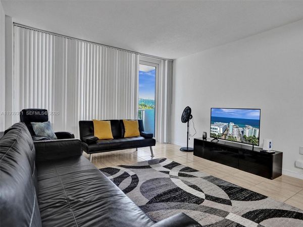 3725 S Ocean Dr, Unit 520, Hollywood, FL 33019