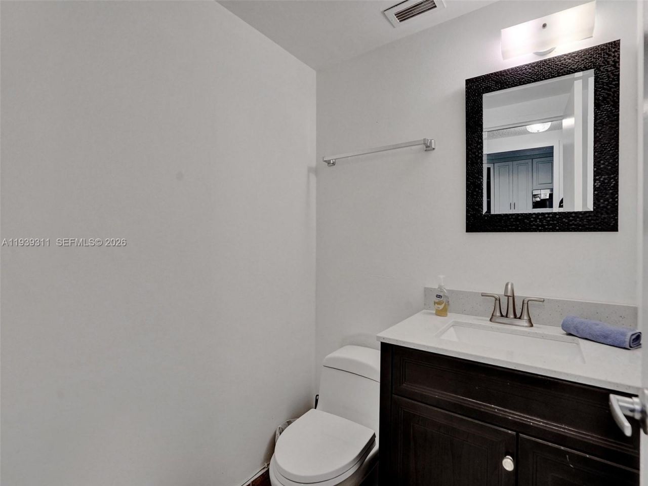 3725 S Ocean Dr, Unit 520, Hollywood, FL 33019 Photo