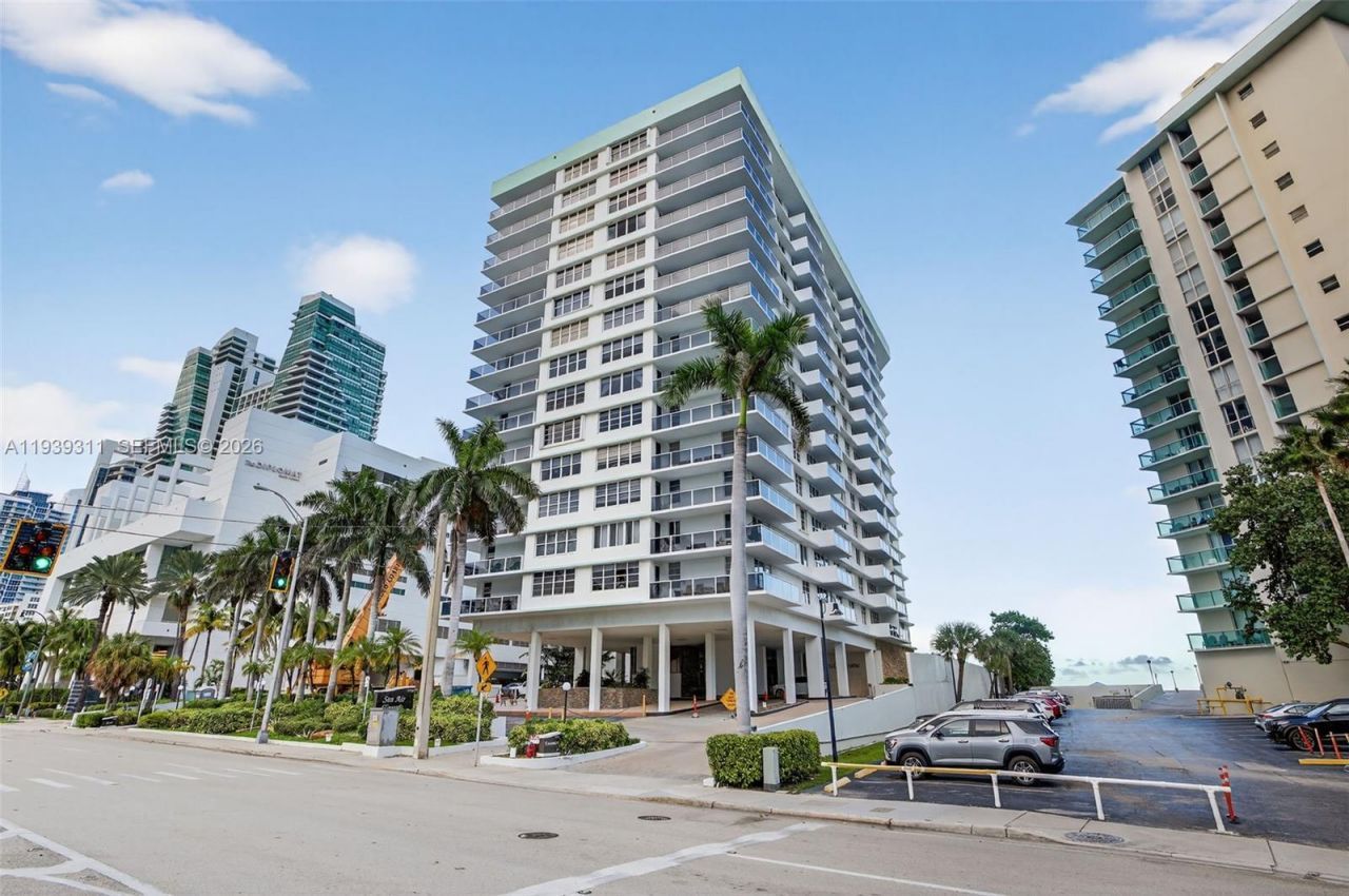3725 S Ocean Dr, Unit 520, Hollywood, FL 33019 Photo