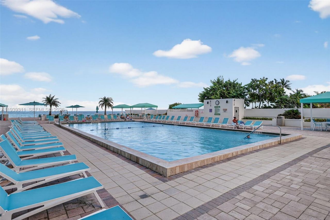3725 S Ocean Dr, Unit 520, Hollywood, FL 33019 Photo