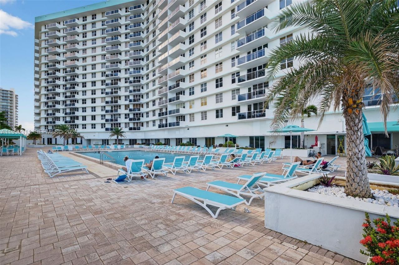 3725 S Ocean Dr, Unit 520, Hollywood, FL 33019 Photo