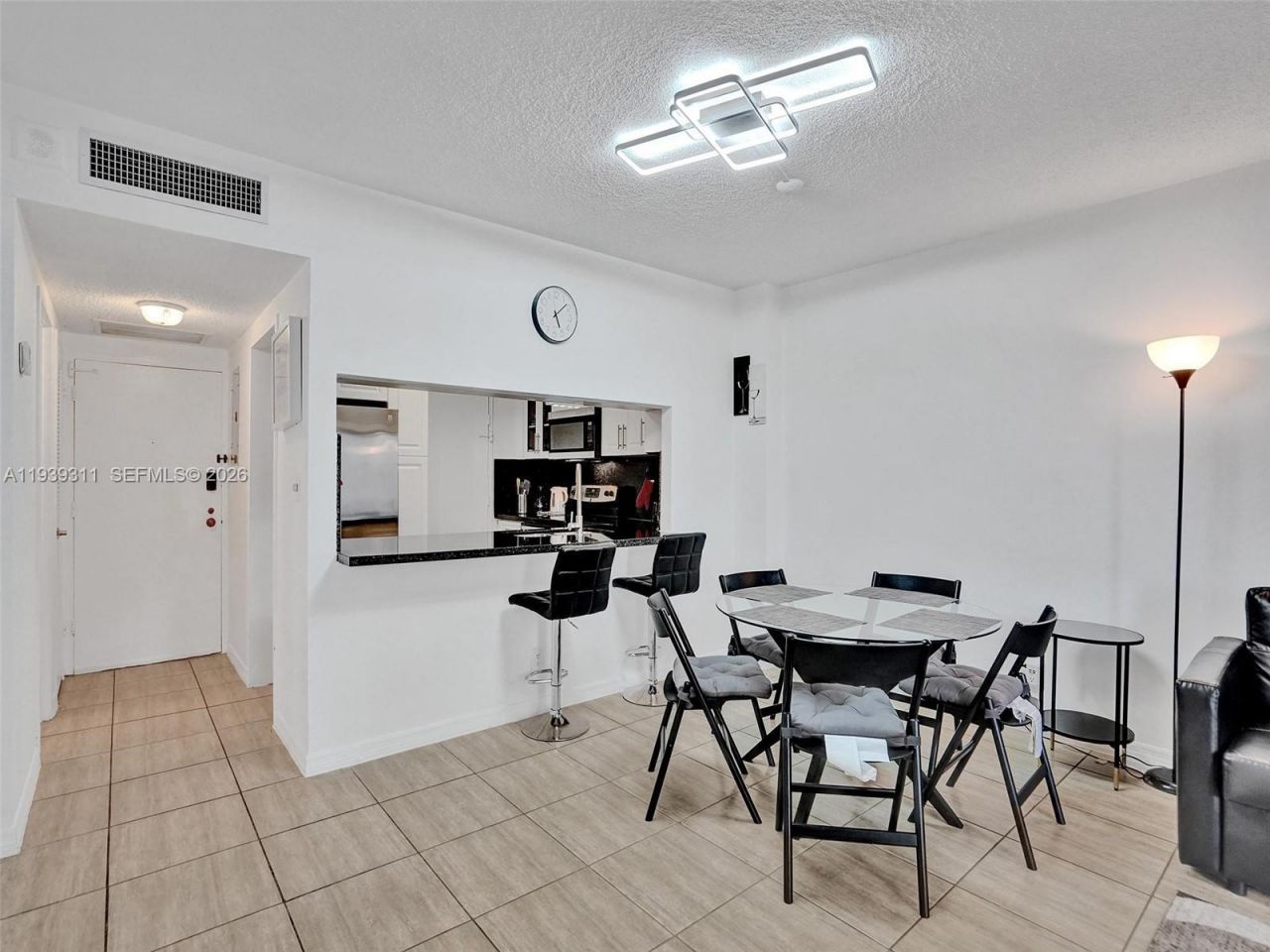 3725 S Ocean Dr, Unit 520, Hollywood, FL 33019 Photo