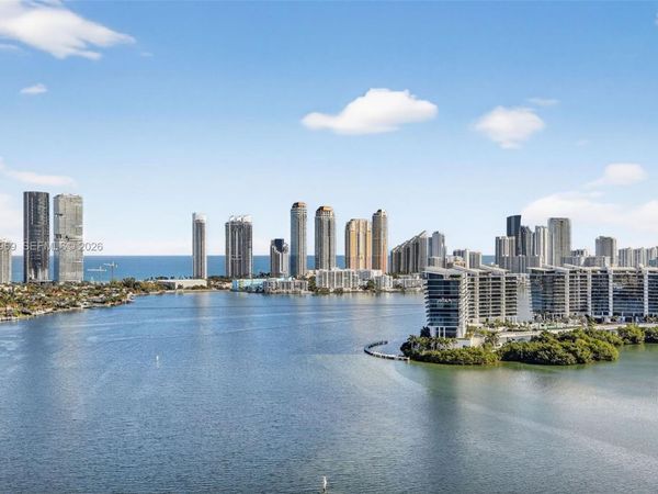 3370 Hidden Bay Dr, Unit 2711, Aventura, FL 33180