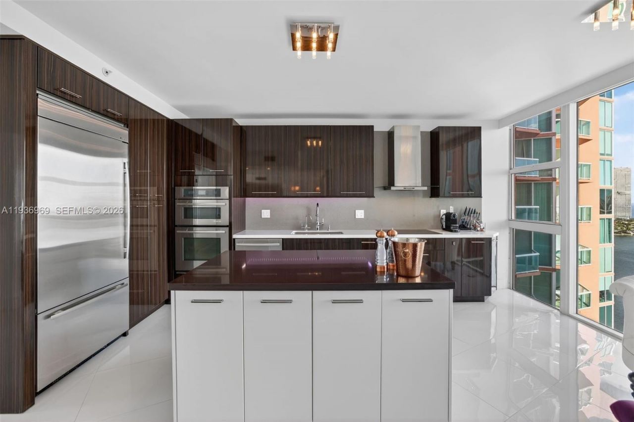 3370 Hidden Bay Dr, Unit 2711, Aventura, FL 33180 Photo