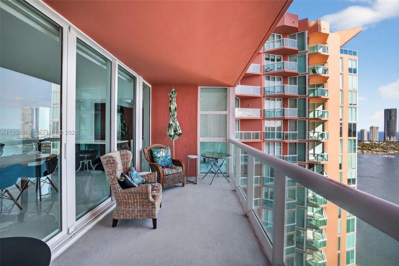 3370 Hidden Bay Dr, Unit 2711, Aventura, FL 33180 Photo