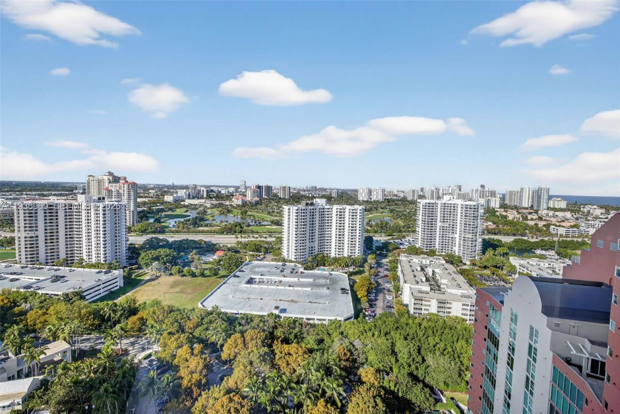 3370 Hidden Bay Dr, Unit 2711, Aventura, FL 33180 Photo