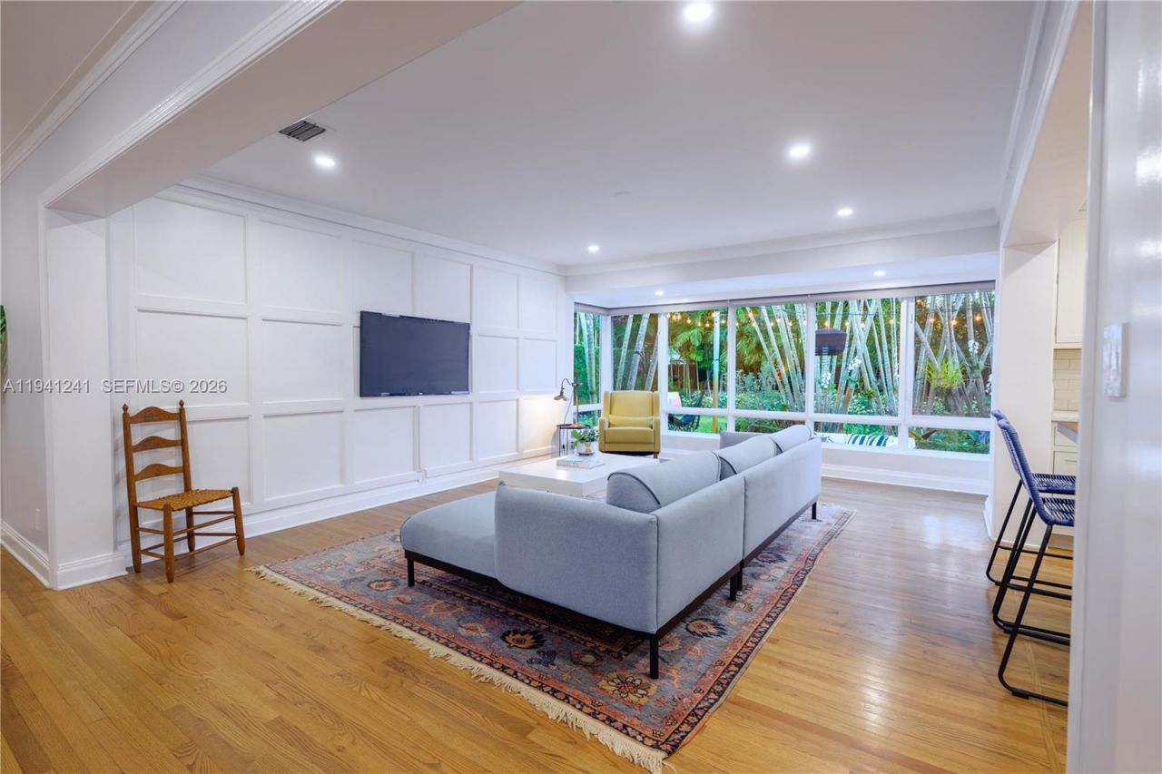 70 NE 92nd St, Miami Shores, FL 33138 Photo