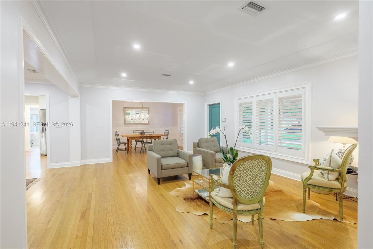 70 NE 92nd St, Miami Shores, FL 33138 Photo