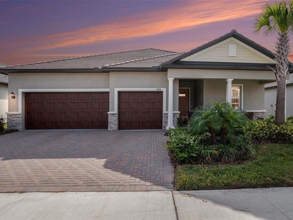 17100 FORGE SURF STREET, LAND O LAKES, FL 34638