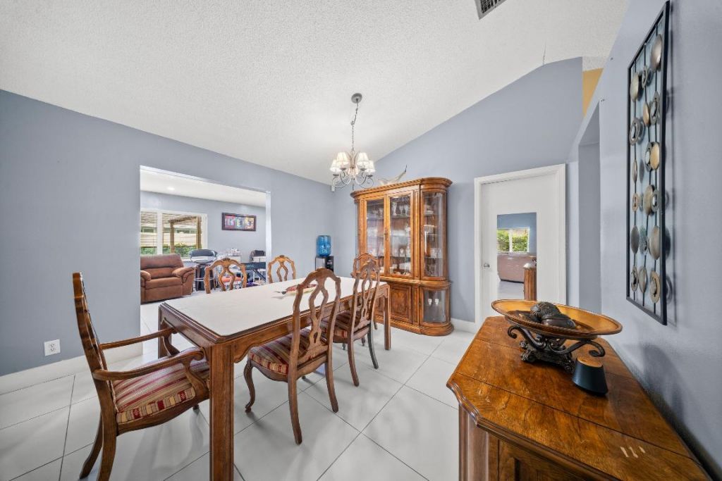 1318 SW 82 Terrace, North Lauderdale, FL 33068 Photo