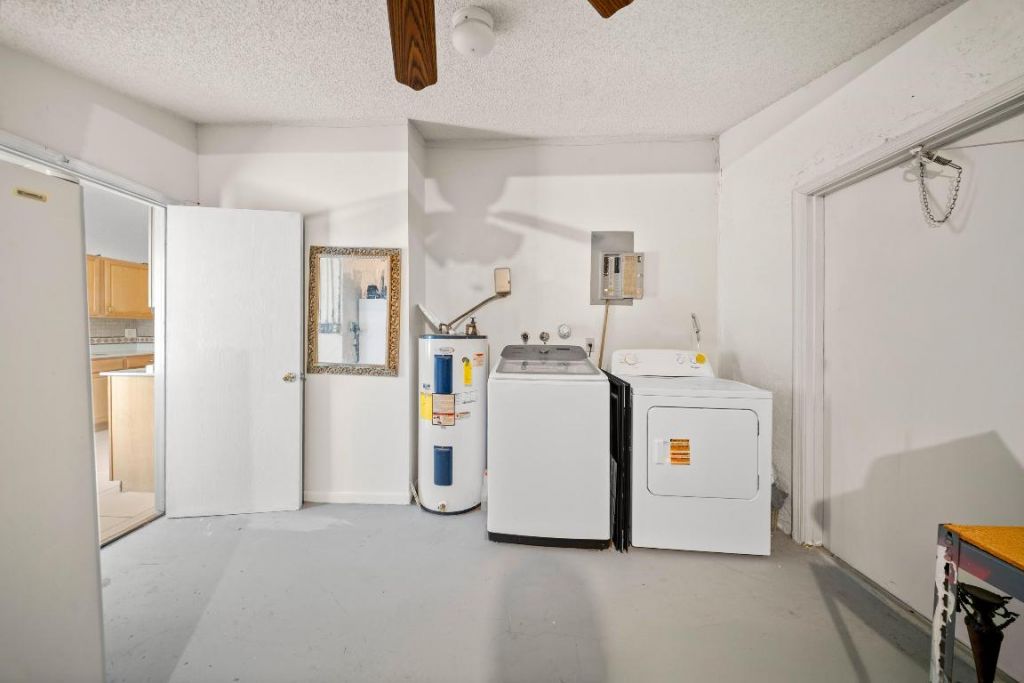 1318 SW 82 Terrace, North Lauderdale, FL 33068 Photo