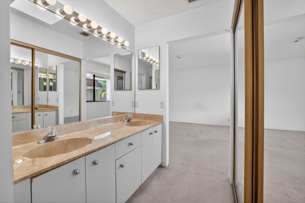 1401 NE 9th St, Unit 55, Fort Lauderdale, FL 33304 Photo