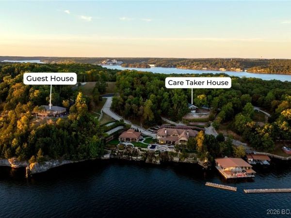 120 Carson Drive, Sunrise Beach, MO 65079