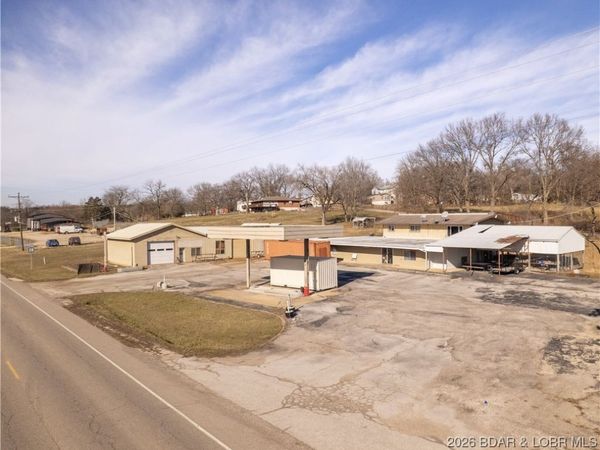 2001 Highway 42, Brumley, MO 65017