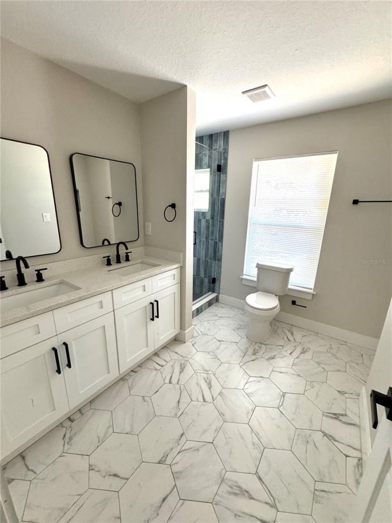 1039 1/2 53rd Avenue N, Saint Petersburg, FL 33703 Photo