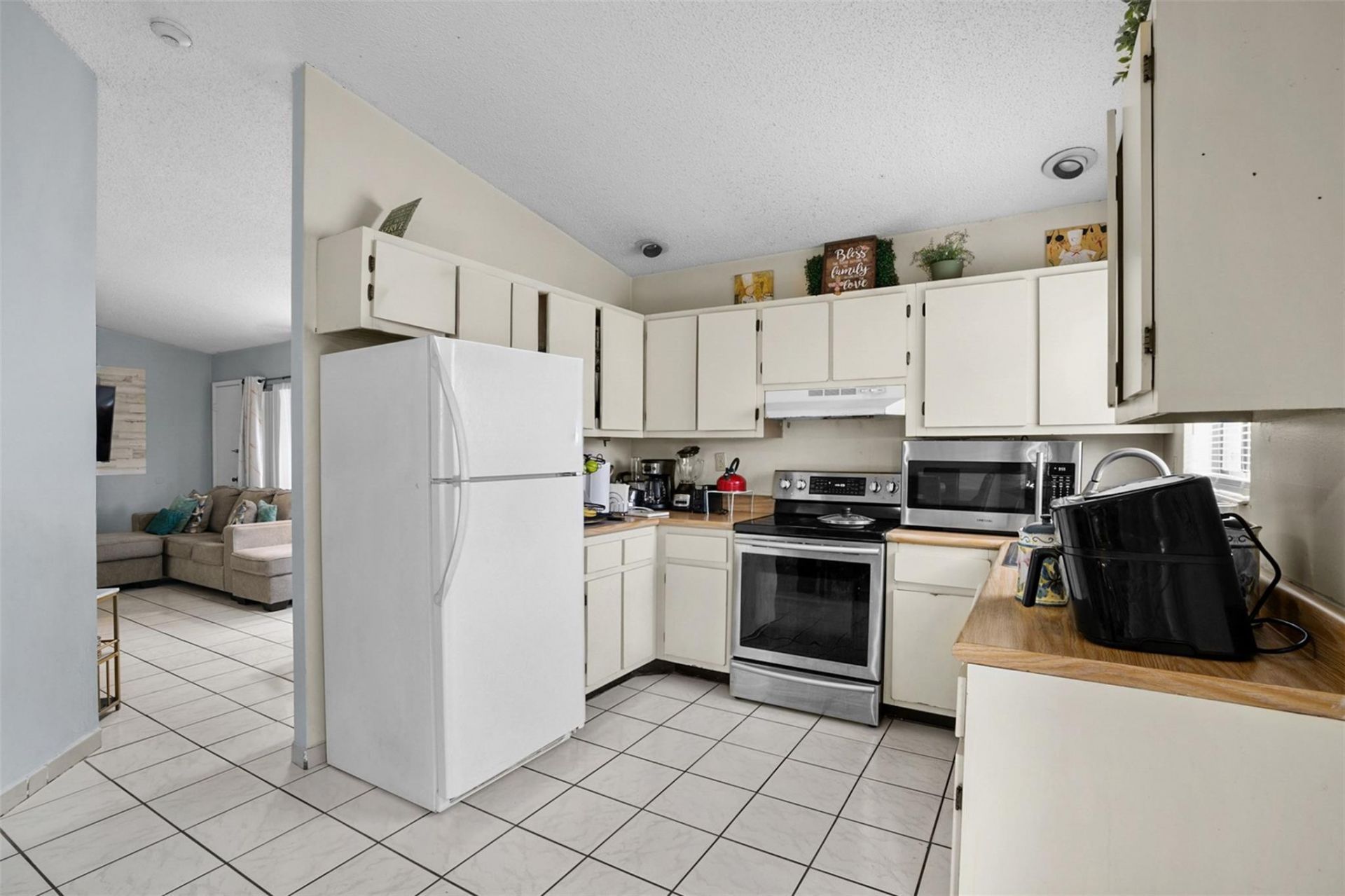 9741 W Daffodil Lane, Unit 9741, Miramar, FL 33025 Photo