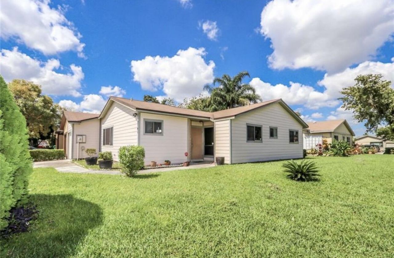 9741 W Daffodil Lane, Unit 9741, Miramar, FL 33025 Photo