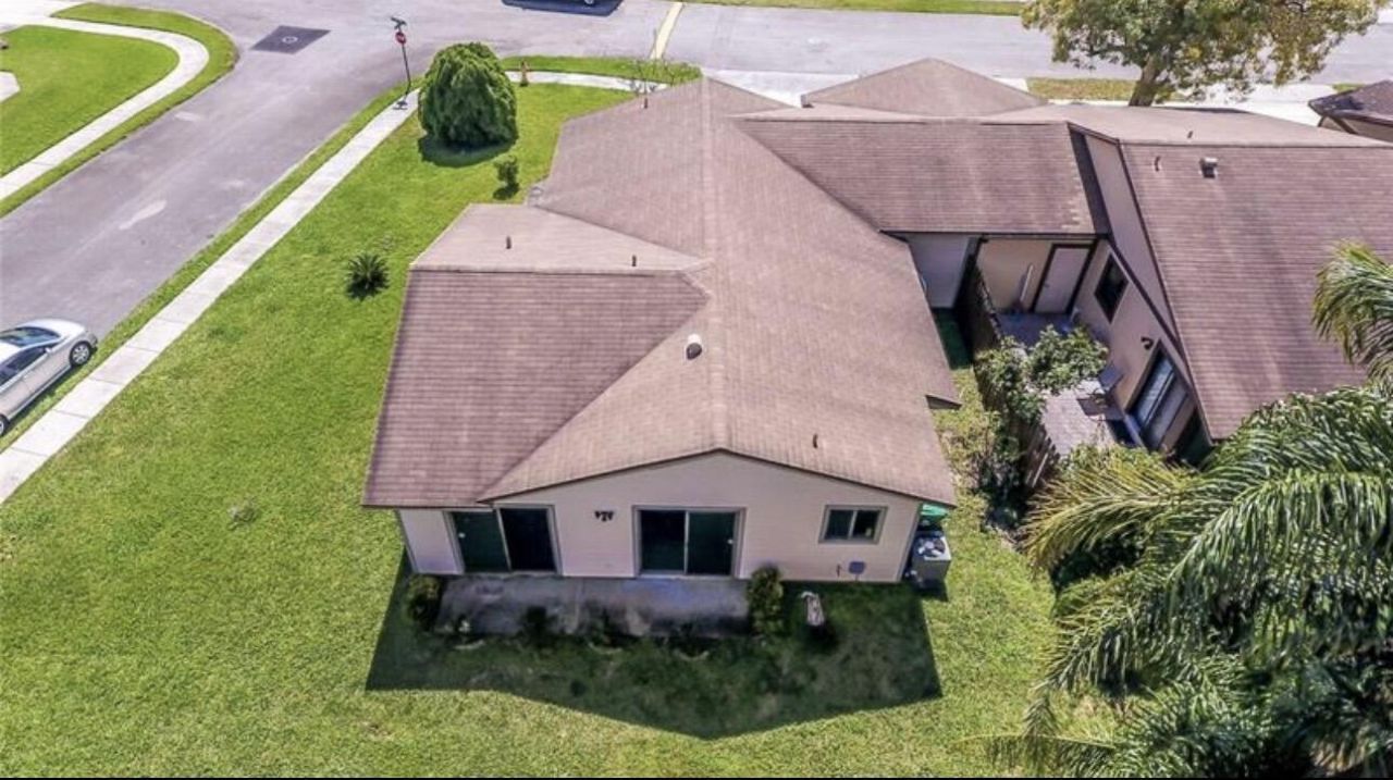 9741 W Daffodil Lane, Unit 9741, Miramar, FL 33025 Photo