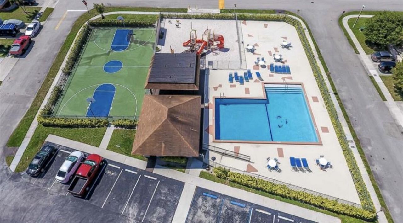 9741 W Daffodil Lane, Unit 9741, Miramar, FL 33025 Photo