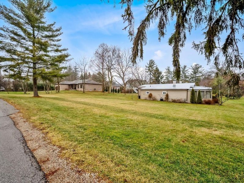 110 E Pawnee Drive, Powell, OH 43065 Photo 10